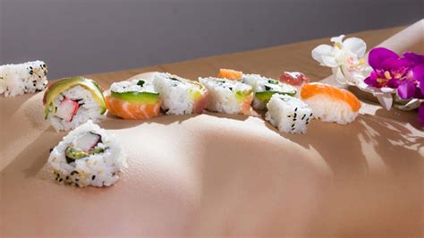 男体盛り|Unveiling Nyotaimori: The Tradition of Sushi Body Platters